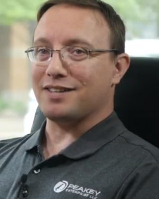 Headshot of Randall Hankins